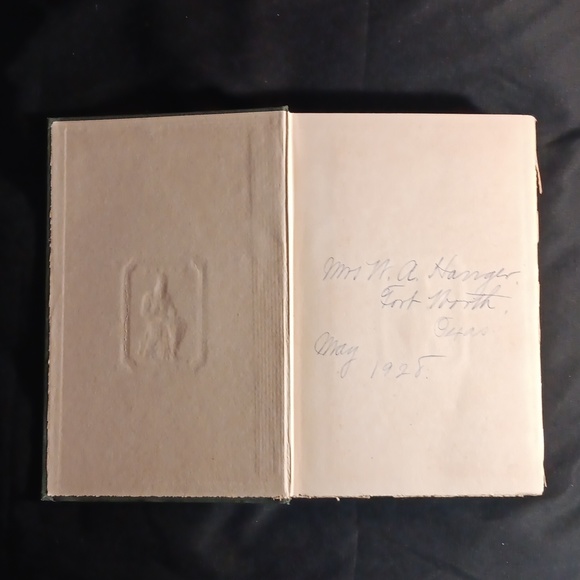 Book - Picture 2 of 9